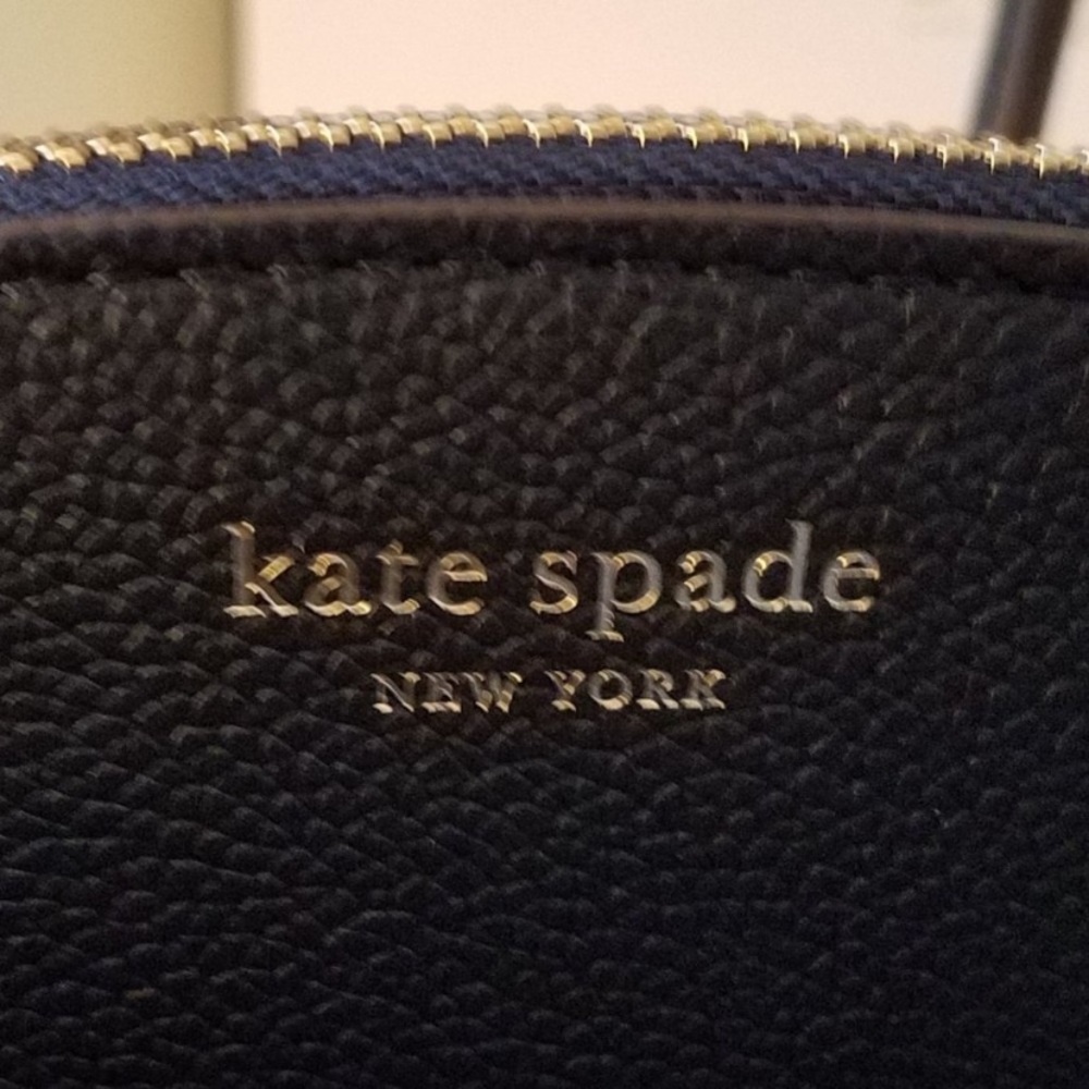 LIKE NEW KATE SPADE ♠️ NEW YORK MARGAUX SMALL - Picture 3 of 16